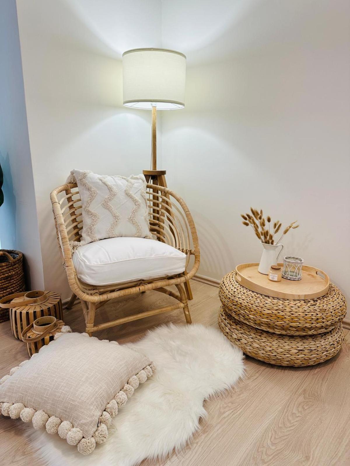 Cozy And Unique Apartment Near Train Station Μπρατισλάβα Εξωτερικό φωτογραφία